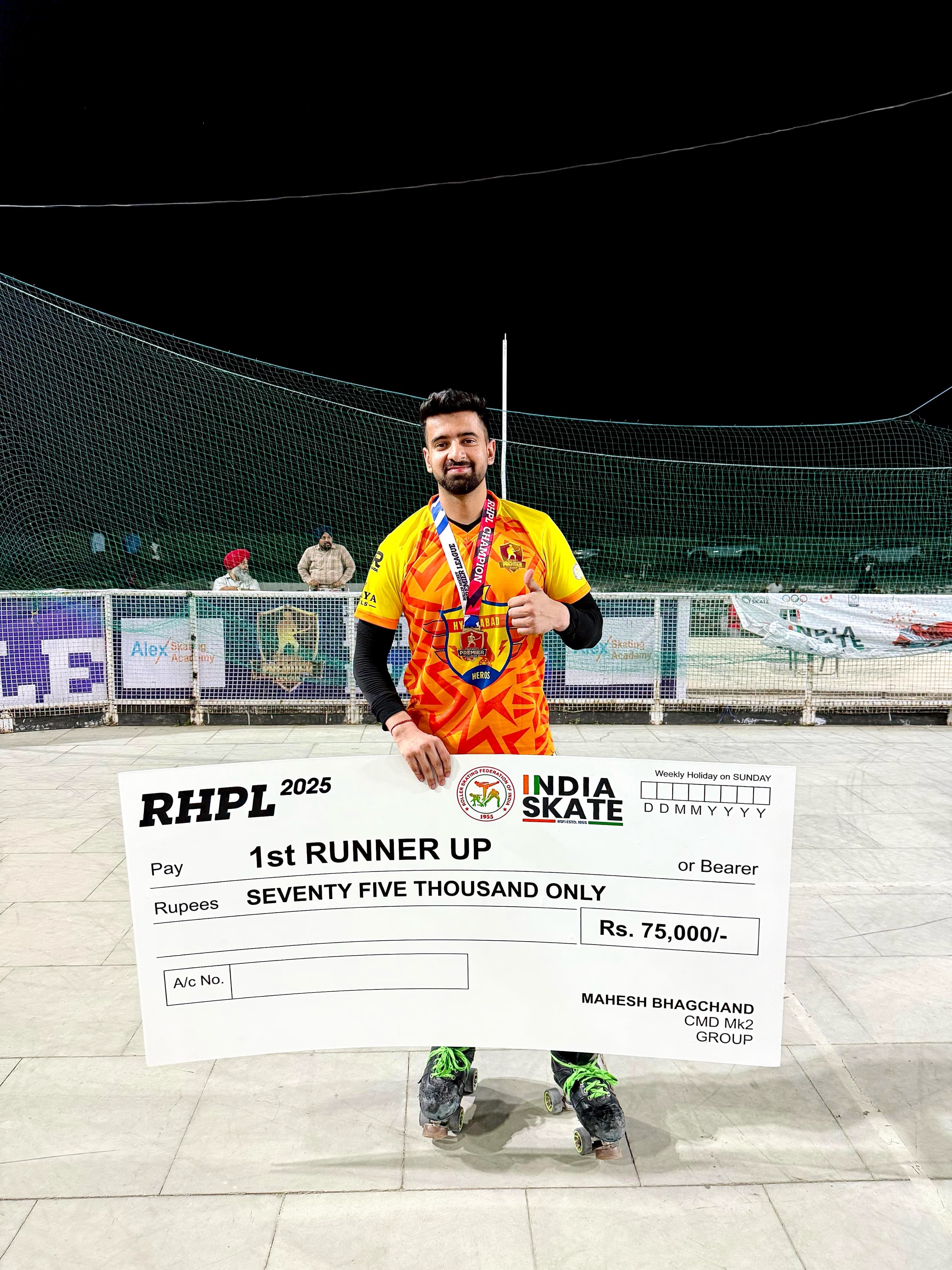 Parth with the RHPL 2025 first runner-up cheque